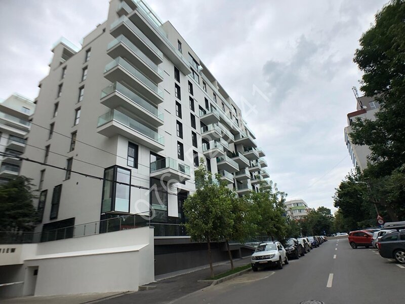 One Herastrau Plaza, Aviatiei, Herastrau, Str. Zagazului, loc parcare+boxa.